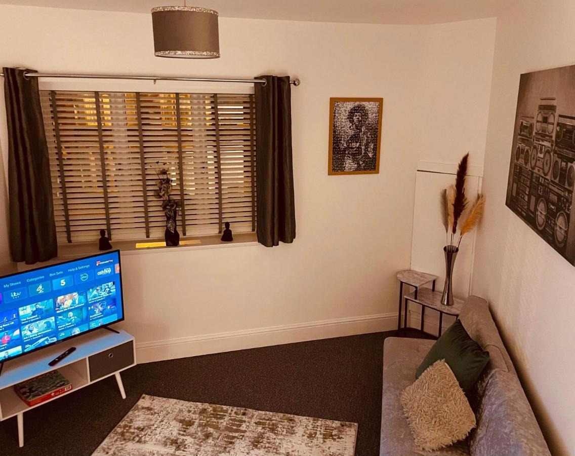 Luxury Suite 3 Bed Apartment Sleeps 6-8 Blackpool Esterno foto