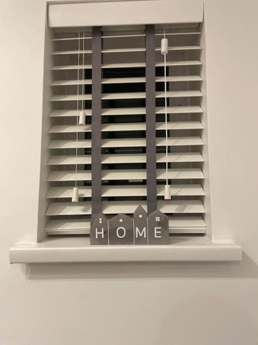 Luxury Suite 3 Bed Apartment Sleeps 6-8 Blackpool Esterno foto