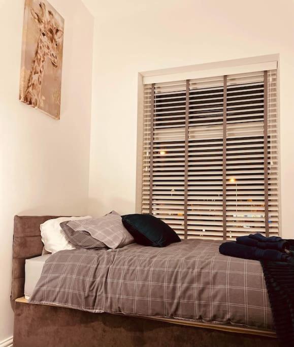 Luxury Suite 3 Bed Apartment Sleeps 6-8 Blackpool Esterno foto