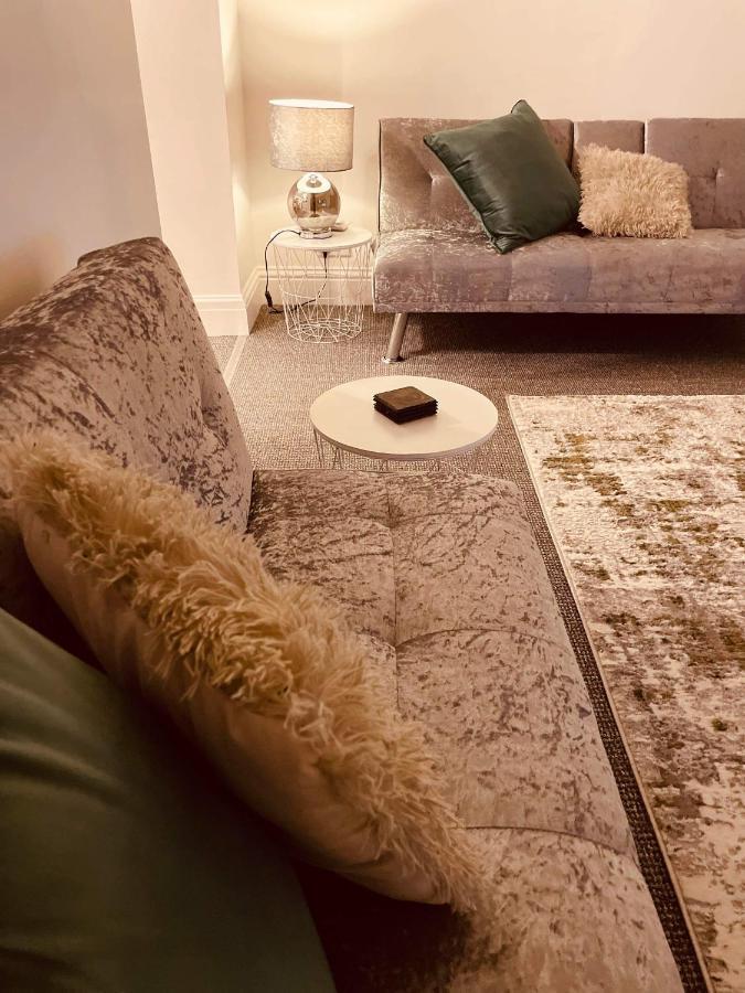Luxury Suite 3 Bed Apartment Sleeps 6-8 Blackpool Esterno foto